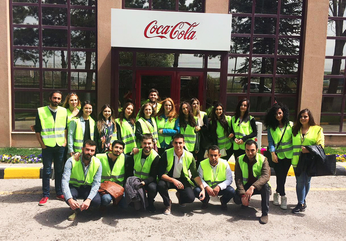 MAN 426 Brand Management Dersi Kapsamında Coca-Cola İçeçek(CCI) Firmasına Saha Gezisi, Doç. Dr. Elif Akagün Ergin (18 Aralık 2019)