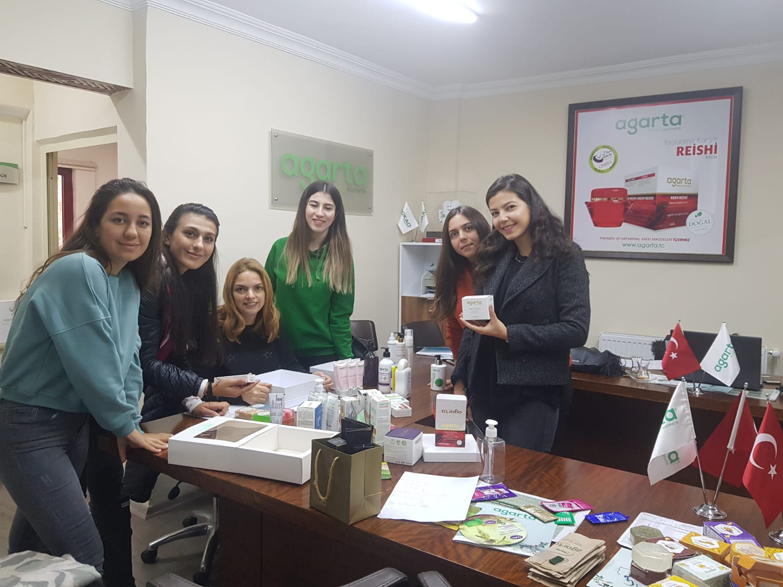 MAN 499 Dersi Kapsamında Agarta Bitkisel Kozmetik Üniversitesi İş Birliği Projesi, Doç. Dr. Elif Akagün Ergin